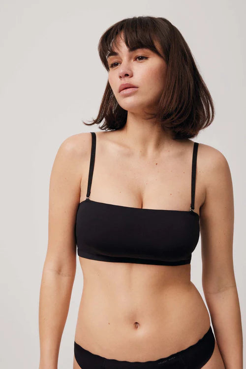 REGGISENO A FASCIA YSABEL MORA