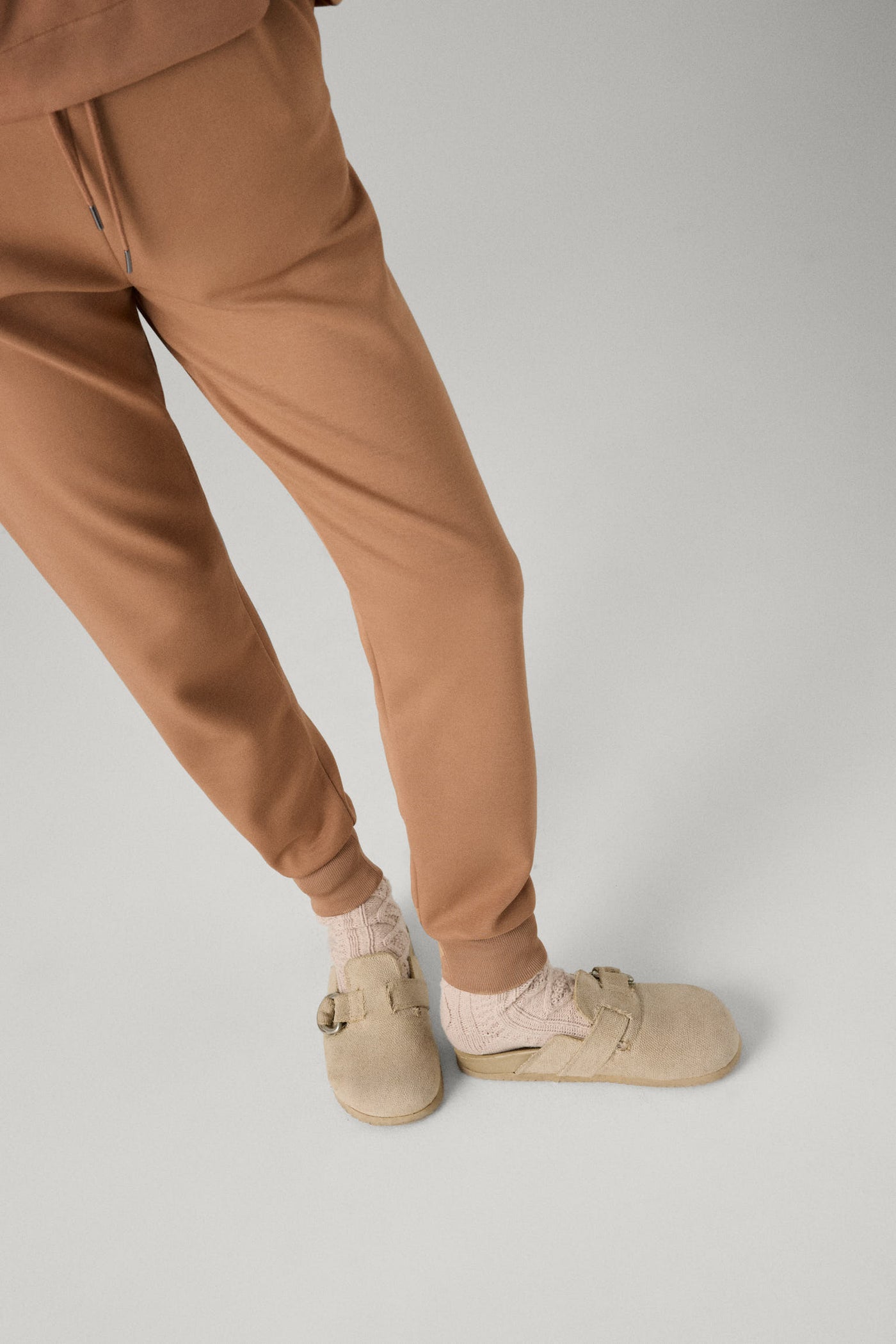 PANTALONI JOGGER TINTA UNITA CANNELLA YSABEL MORA