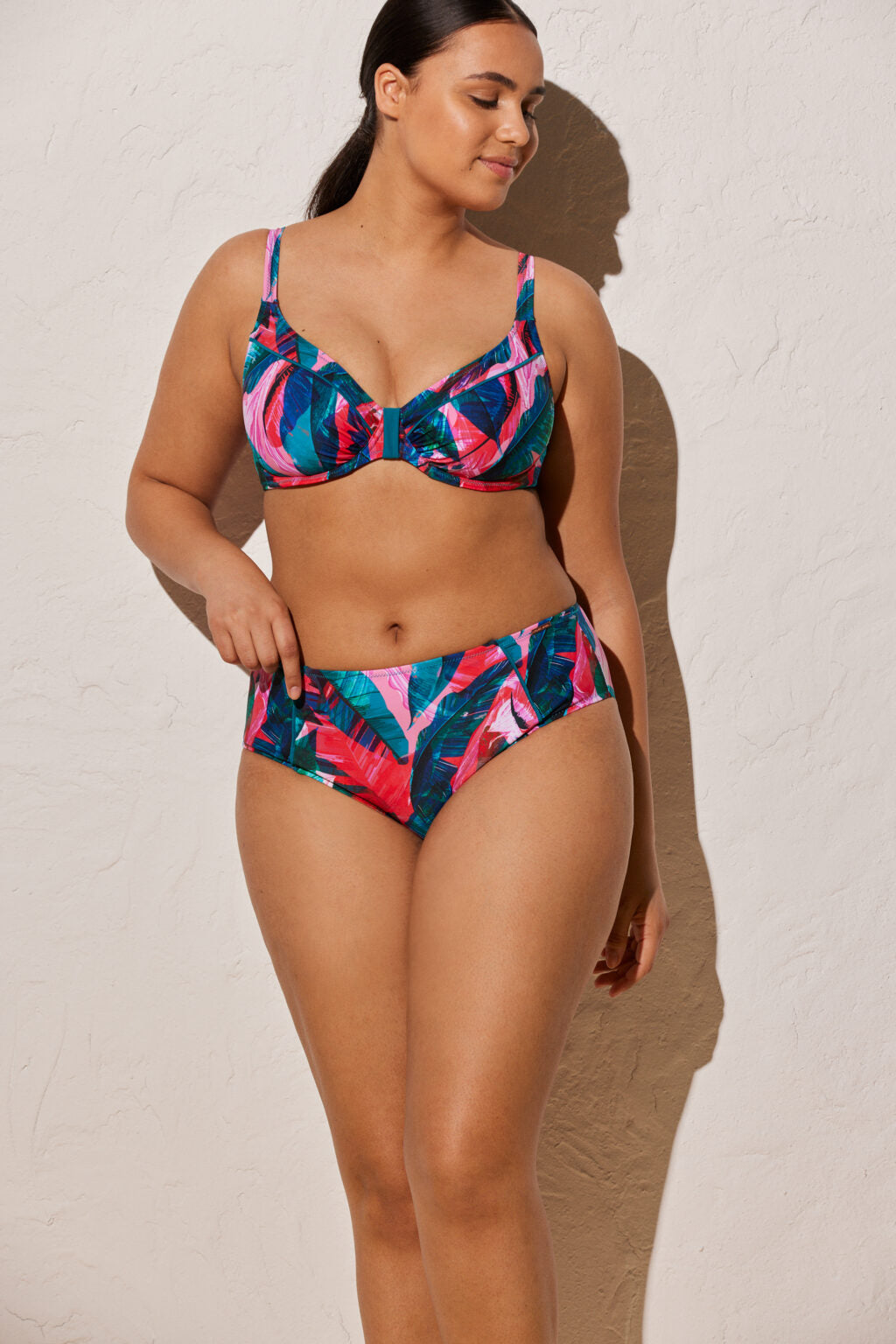 SLIP BIKINI VITA ALTA MODELLANTE STAMPA TROPICALE YSABEL MORA