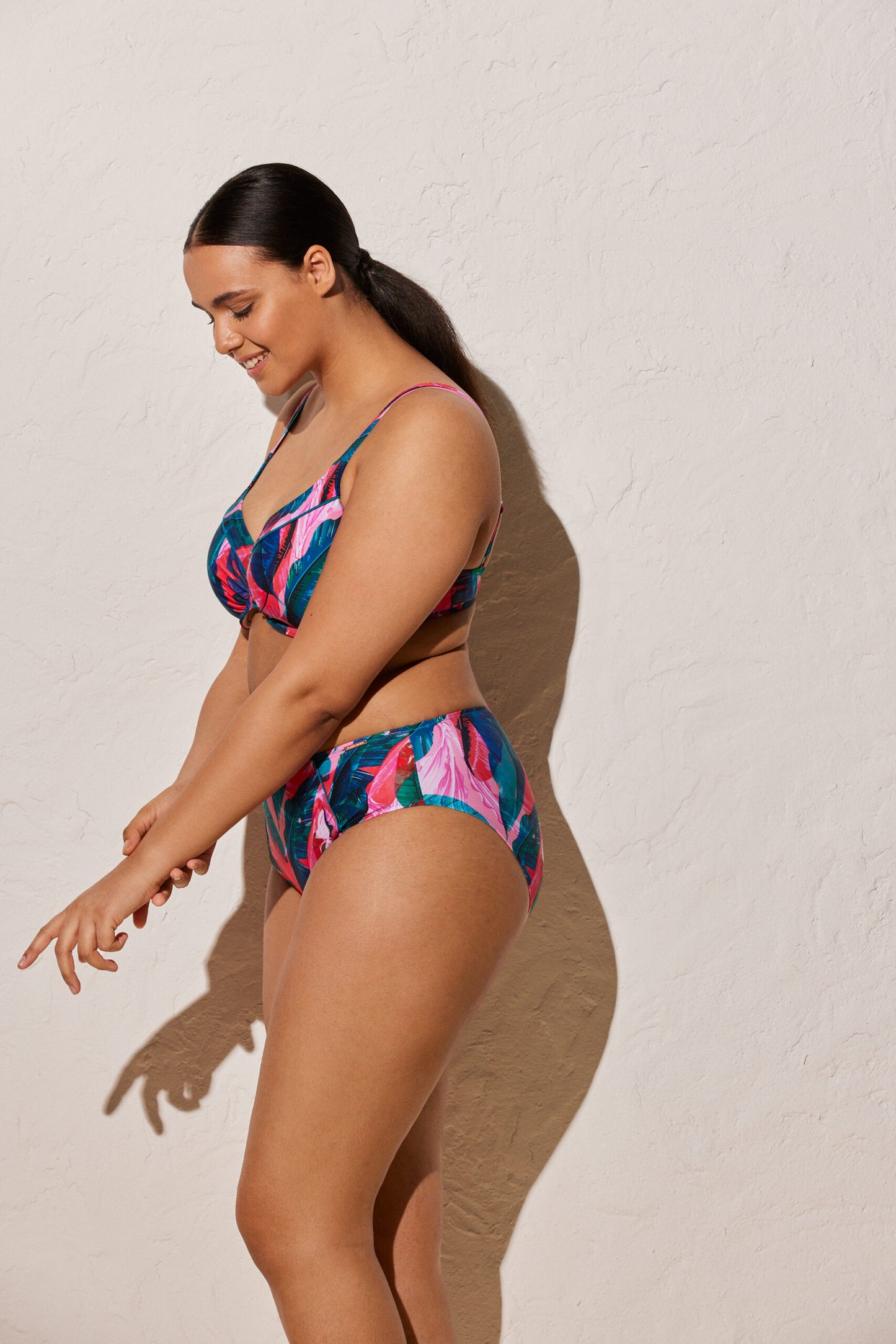SLIP BIKINI VITA ALTA MODELLANTE STAMPA TROPICALE YSABEL MORA