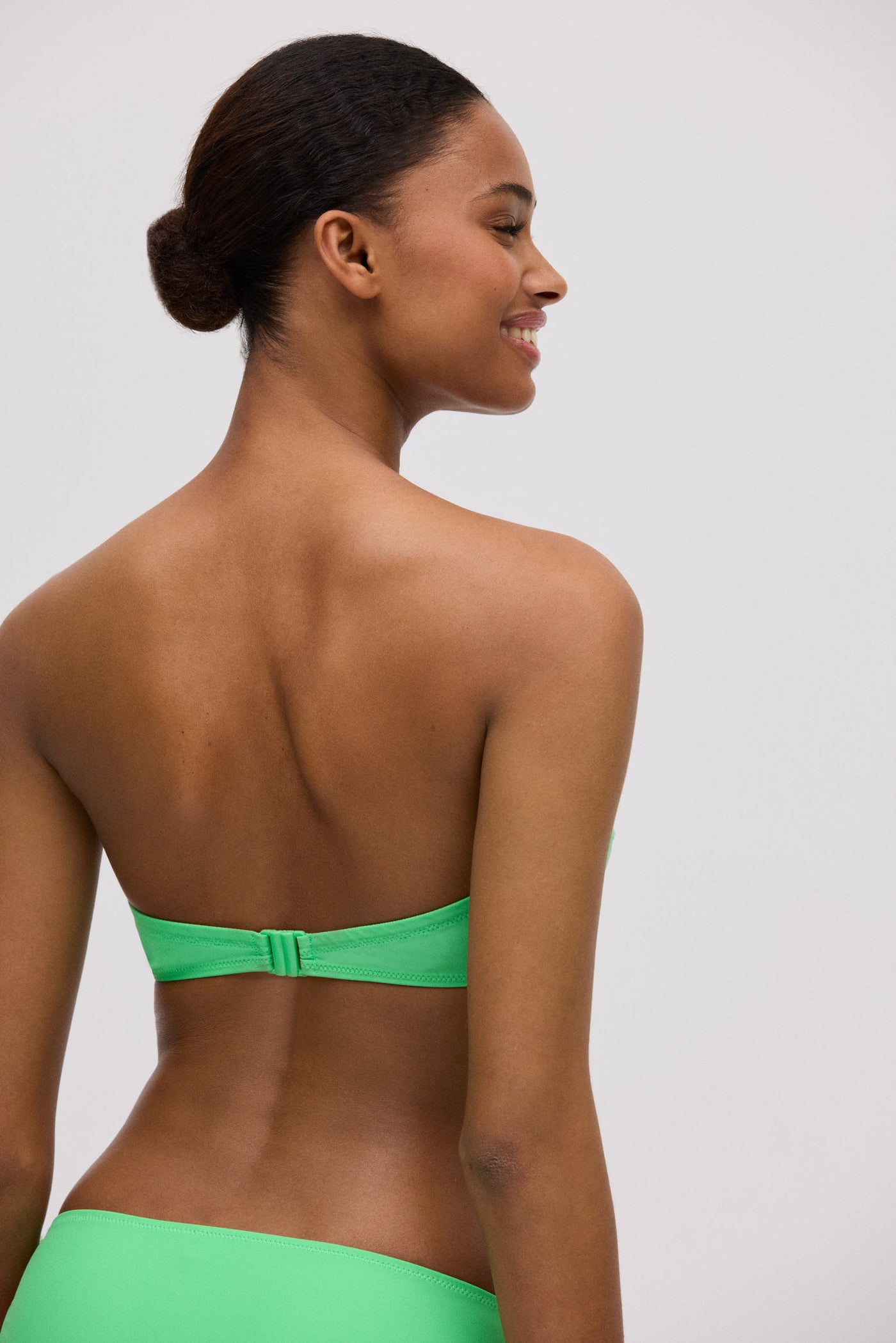 TOP BIKINI A FASCIA VERDE MENTA YSABEL MORA