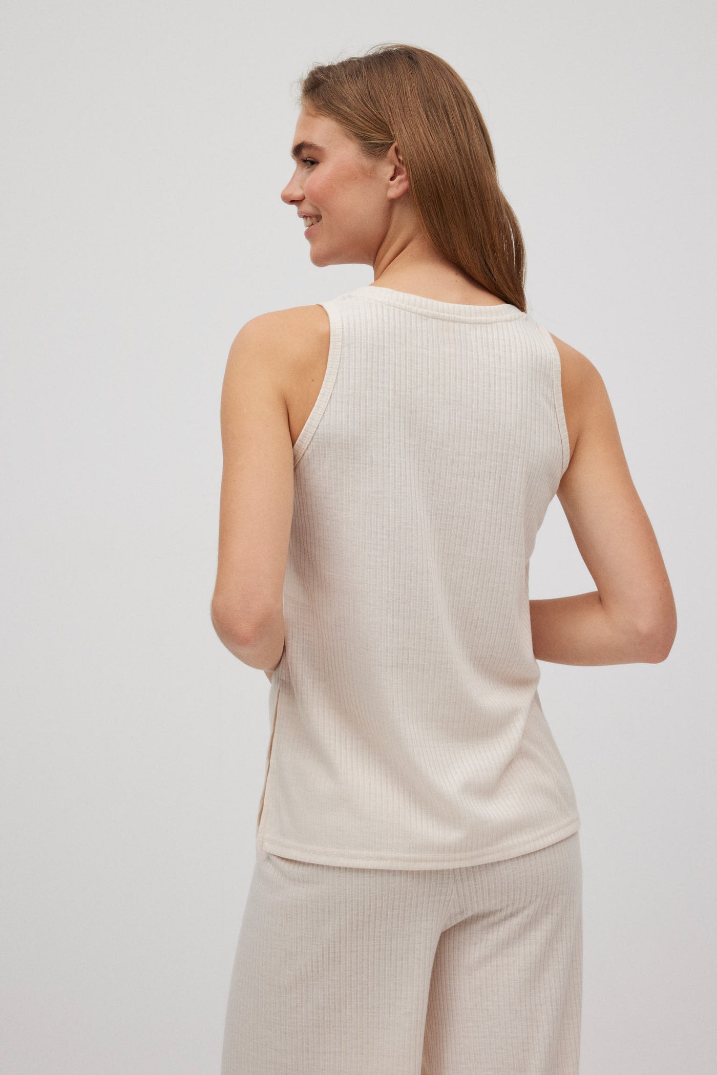 TOP SMANICATO A COSTINE CON BOTTONI YSABEL MORA