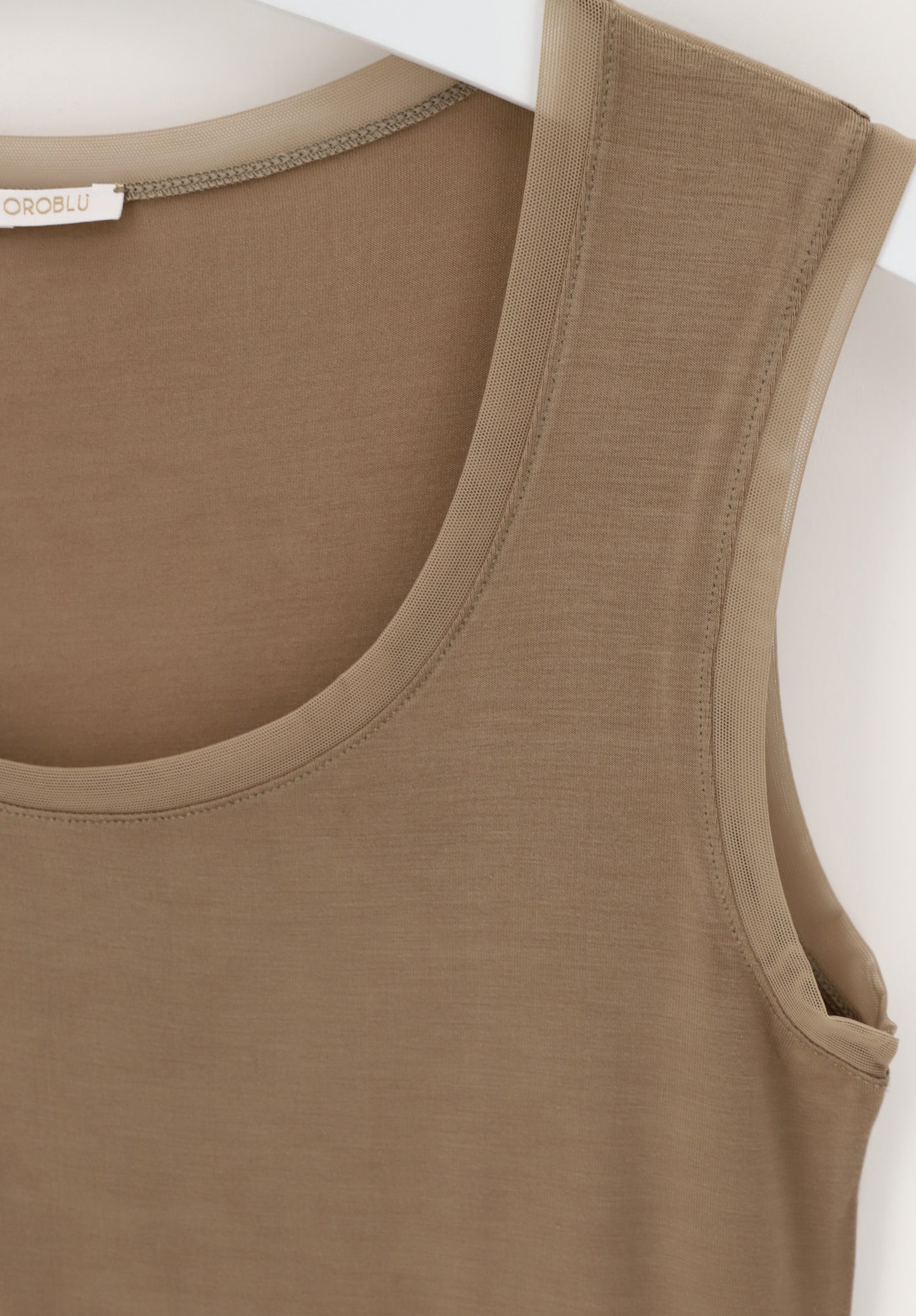 CANOTTA SPALLA LARGA IN MODAL ELASTICIZZATO PERFECT LINE OROBLÙ