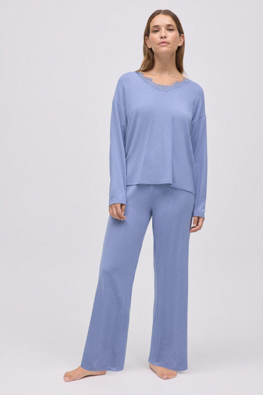 PIGIAMA LUNGO IN MODAL E PIZZO YSABEL MORA