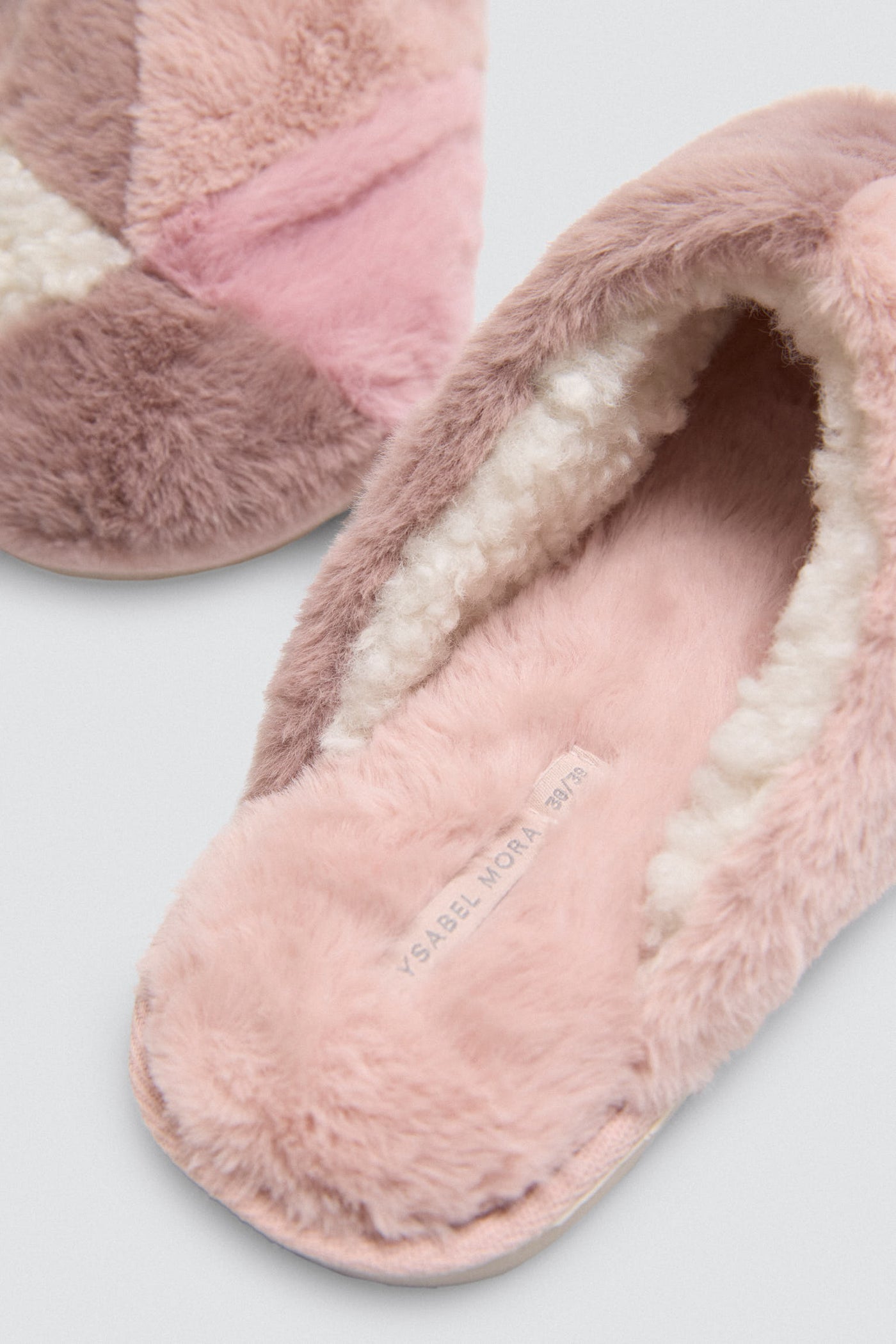 PANTOFOLE IN PELLICCETTA MULTICOLOR ROSA E CREMA YSABEL MORA