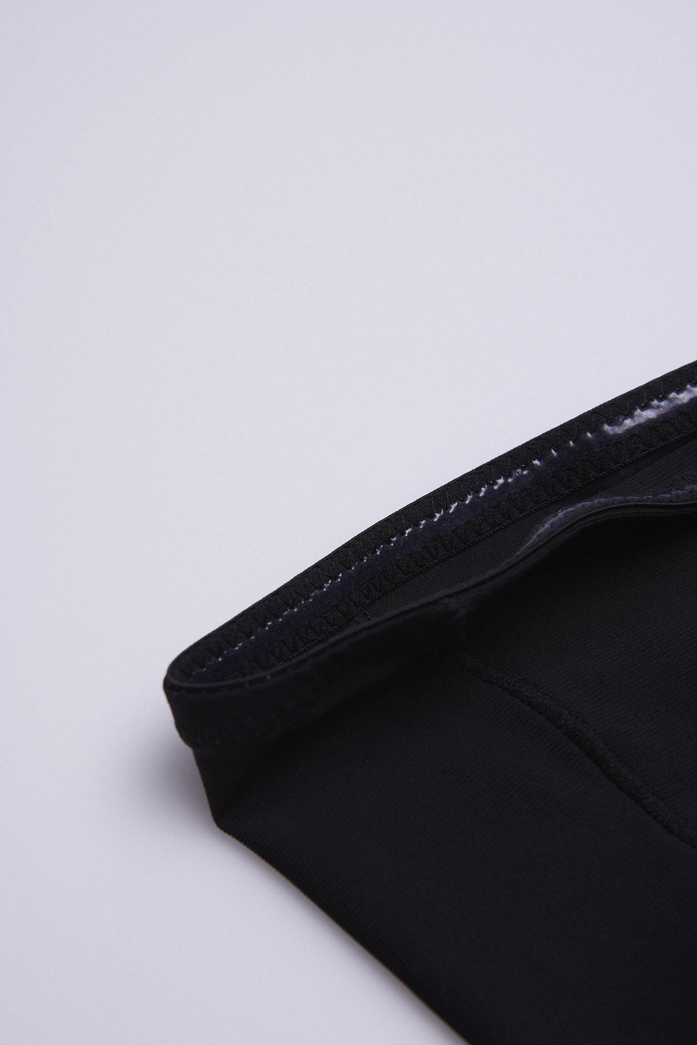 SLIP VITA ALTA MODELLANTE EFFETTO PIZZO YSABEL MORA