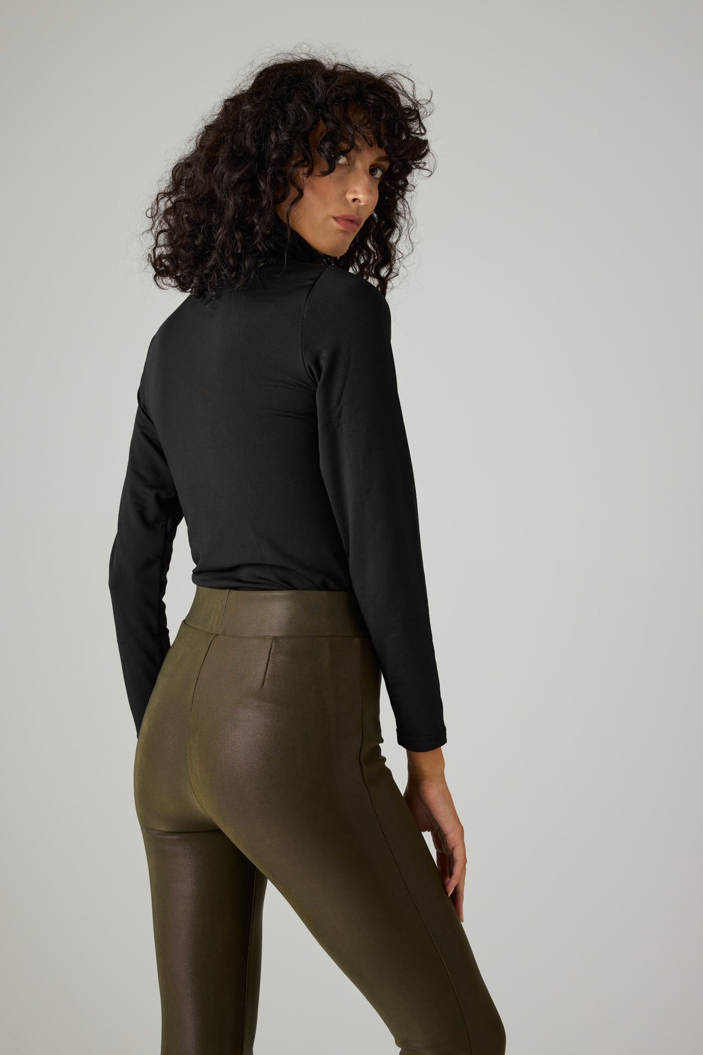 LEGGINGS TERMICO EUCALIPTUS GREEN EFFETTO PELLE YSABEL MORA