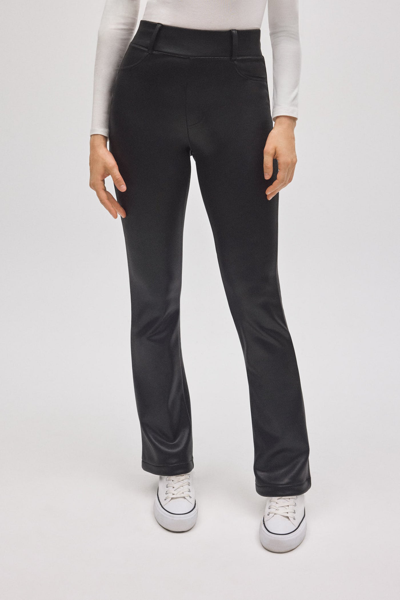 PANTALONE TERMICO EFFETTO PELLE A ZAMPA YSABEL MORA