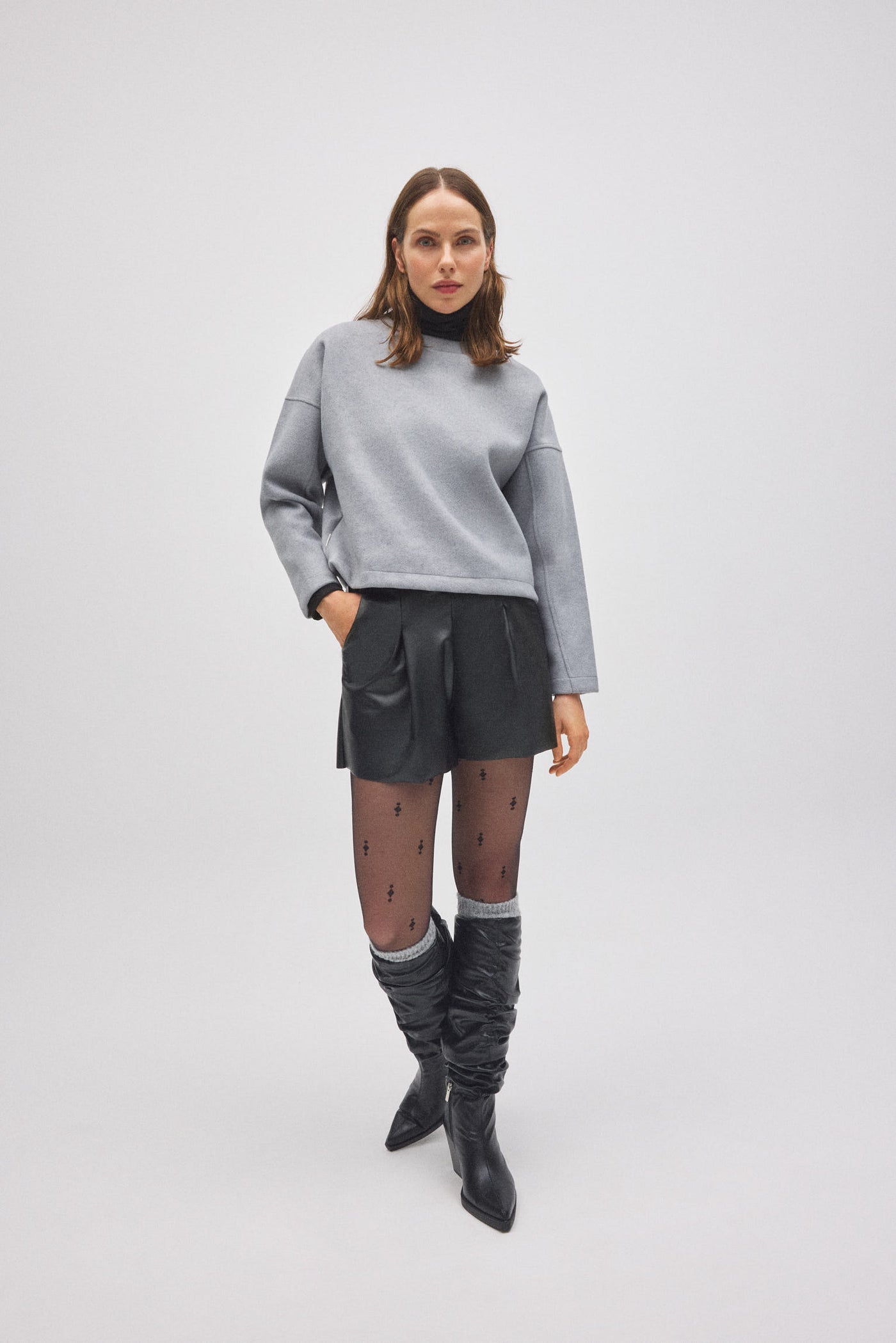 PANTALONCINO TERMICO EFFETTO PELLE YSABEL MORA