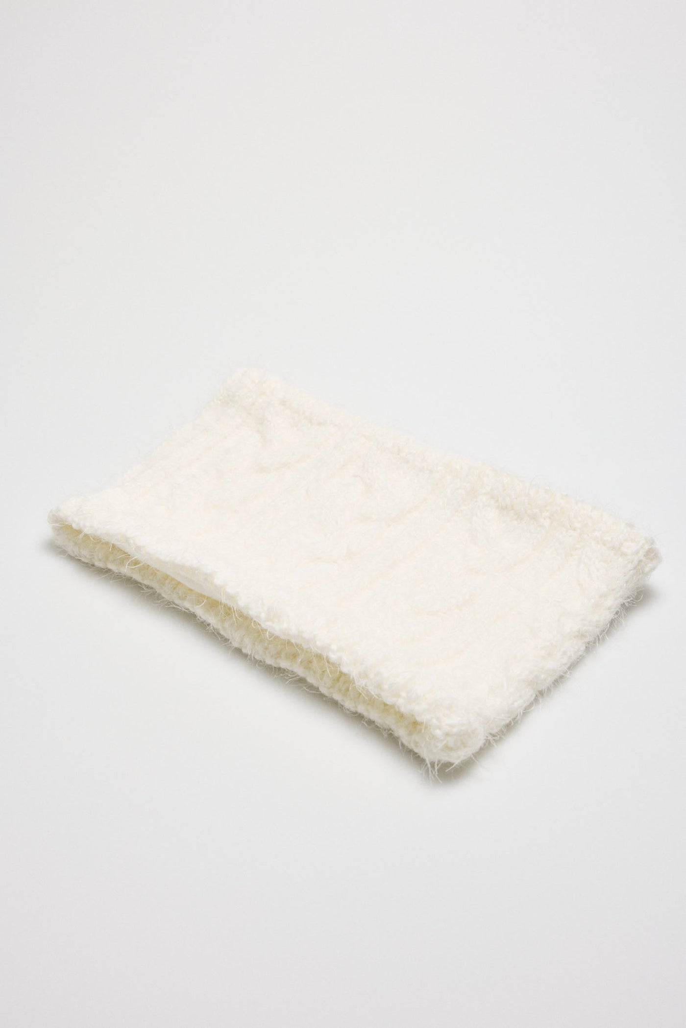 COLLO IN MAGLIA CON INTERNO IN PILE PANNACOTTA YSABEL MORA