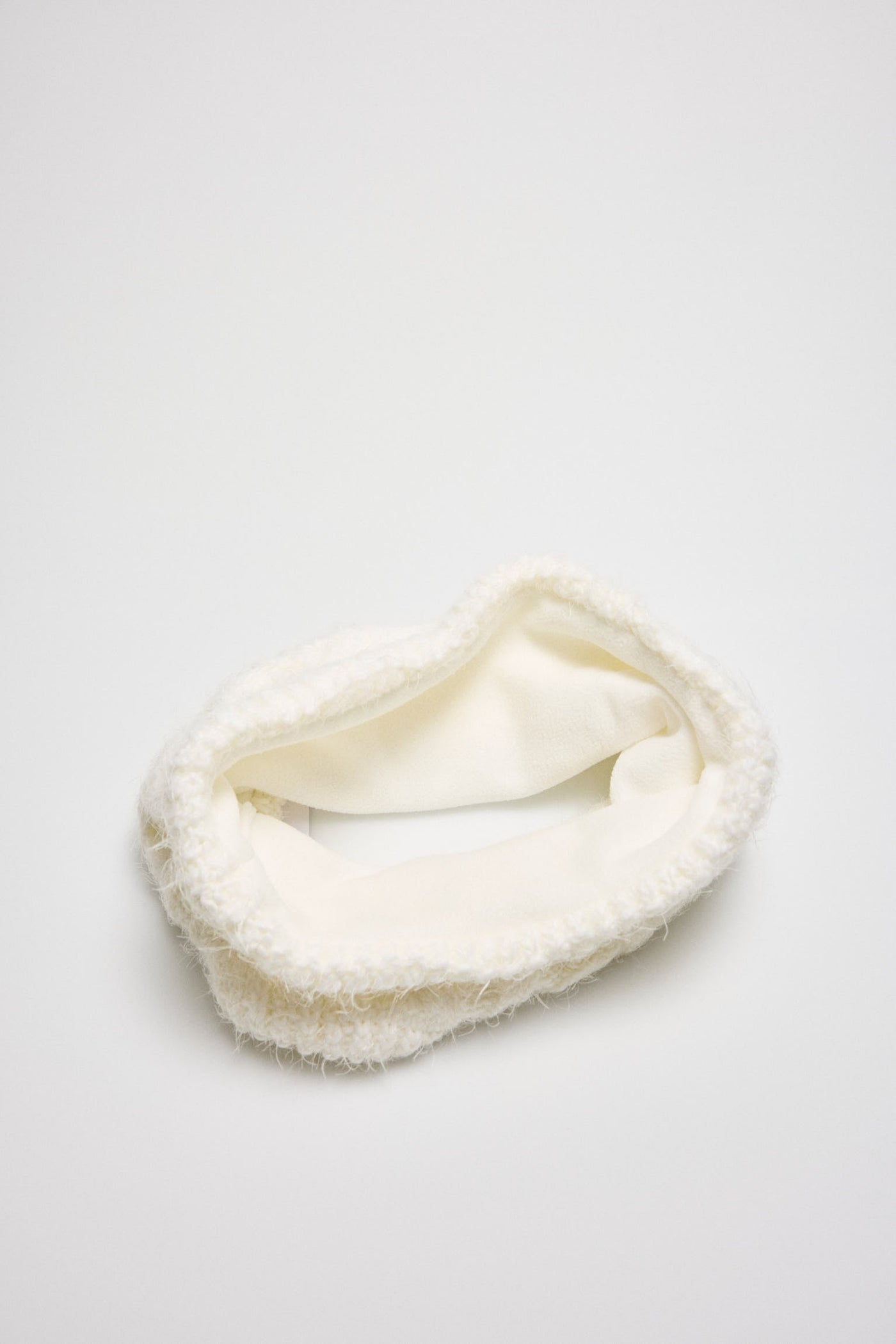 COLLO IN MAGLIA CON INTERNO IN PILE PANNACOTTA YSABEL MORA