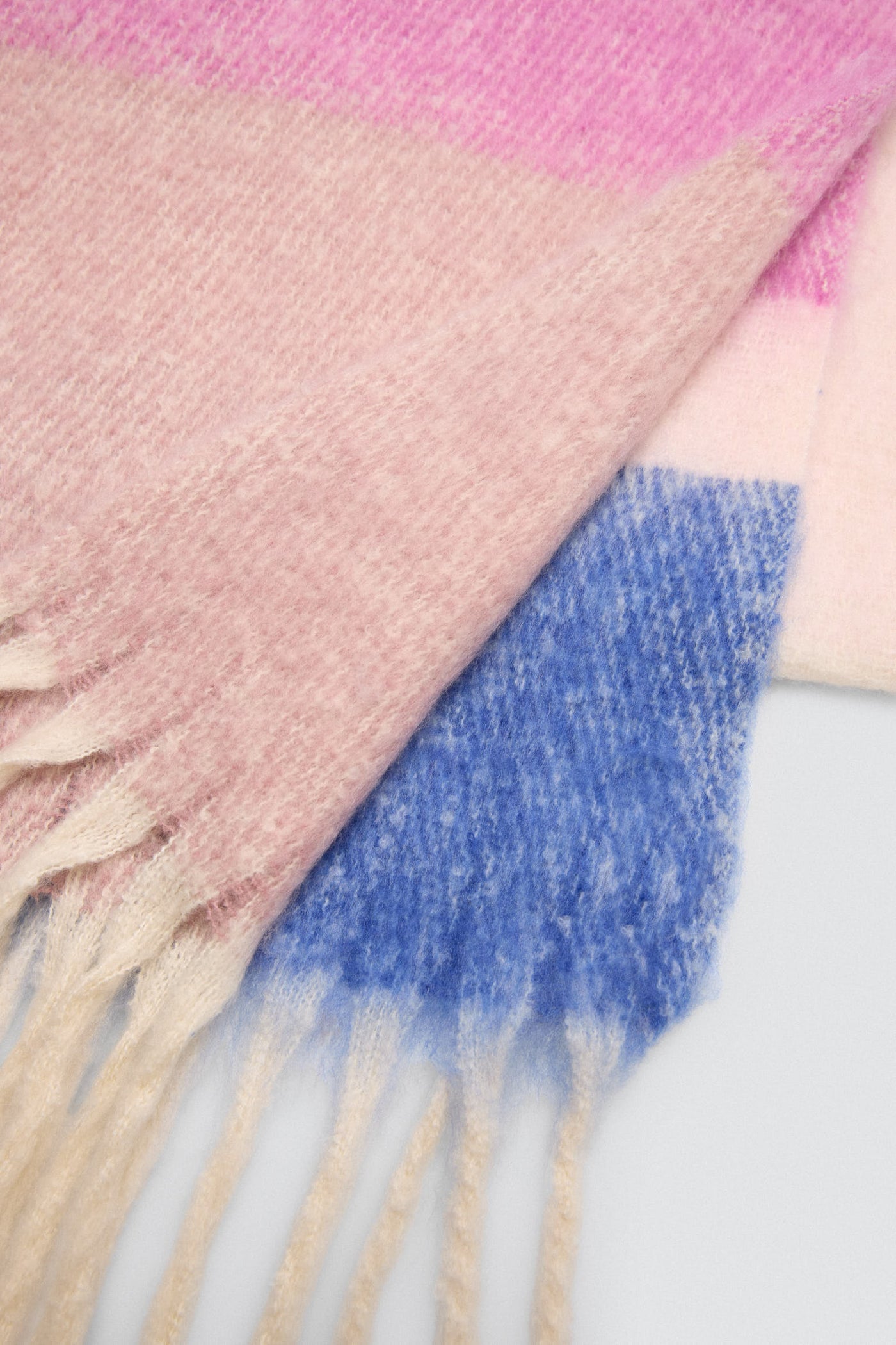 SCIARPA CON STAMPA A RIGHE COLORATA YSABEL MORA