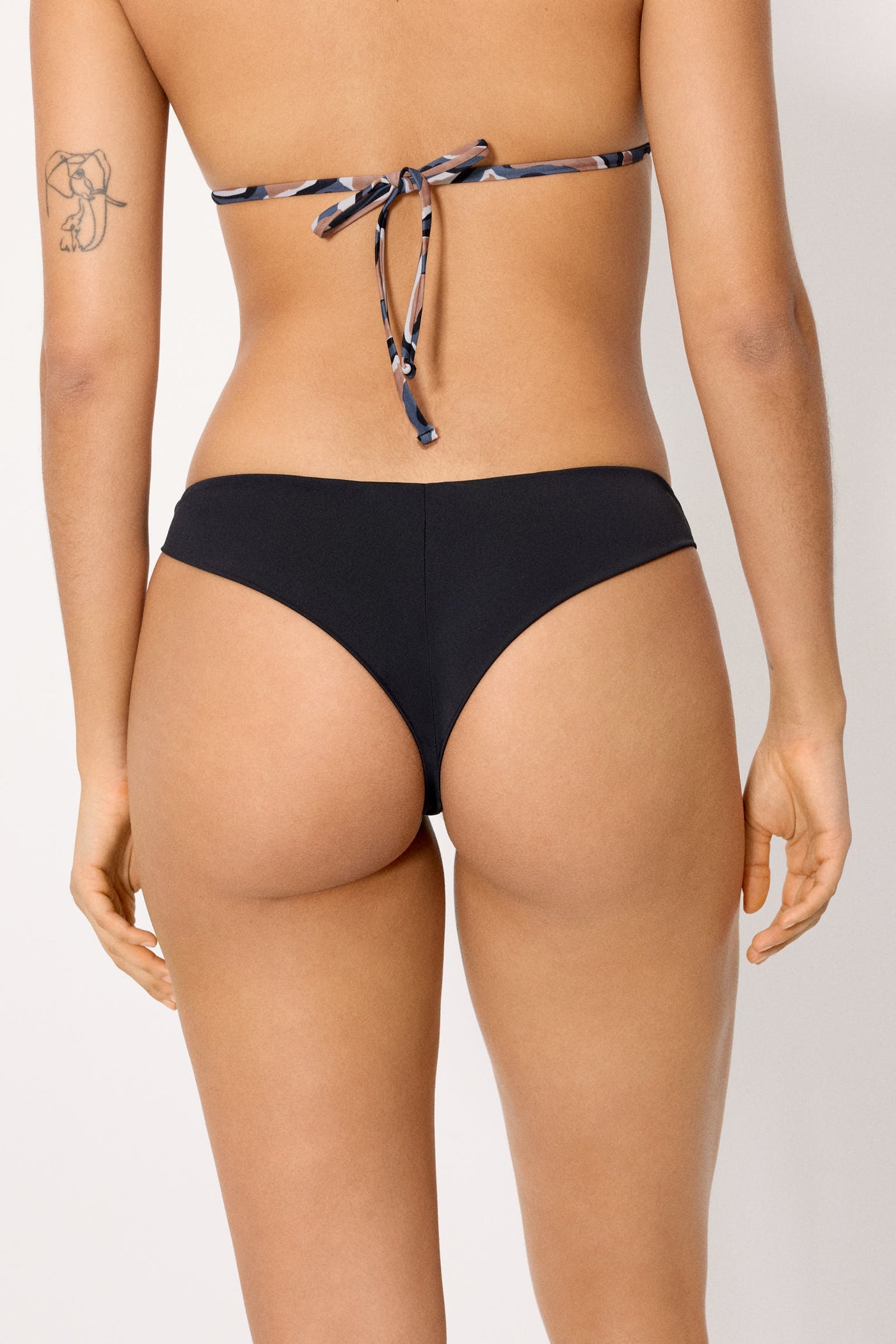 SLIP BIKINI BRASILIANO BASIC YSABEL MORA