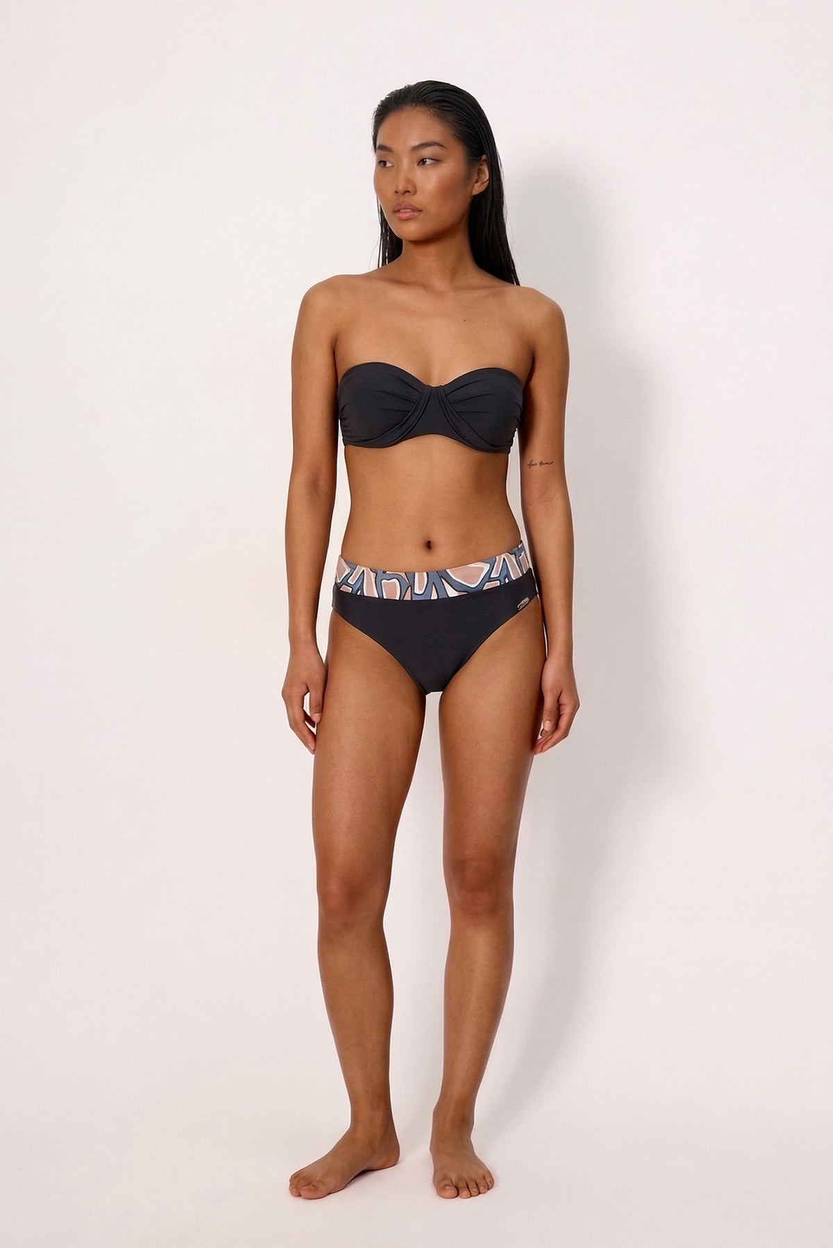 REGGISENO BIKINI A FASCIA COPPA C NERO YSABEL MORA