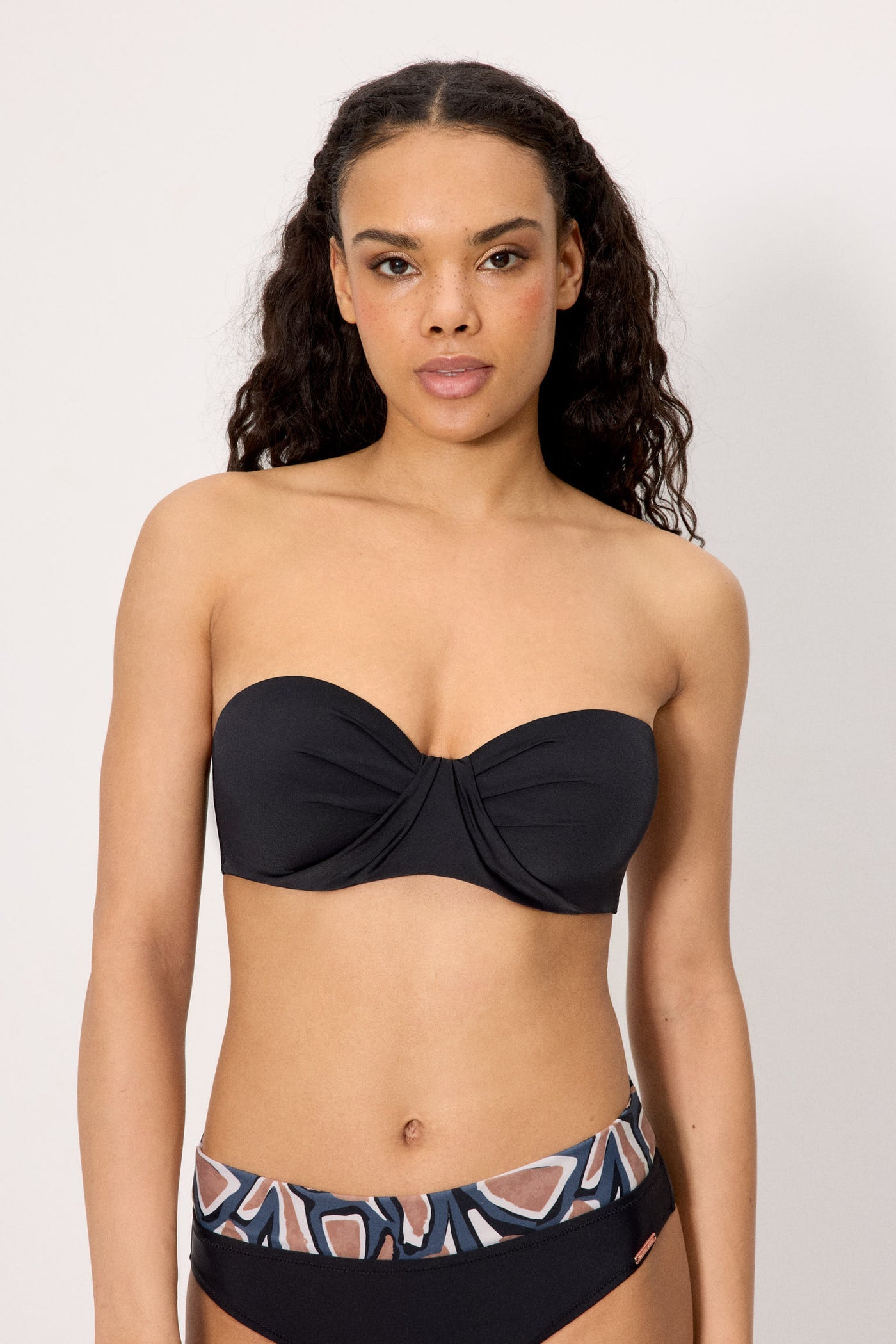 REGGISENO BIKINI A FASCIA COPPA C NERO YSABEL MORA