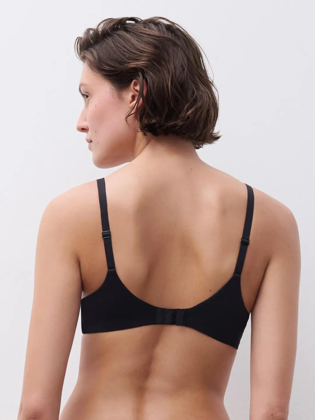 REGGISENO FLORAL TOUCH PREFORMATO NERO CHANTELLE EASYFEEL