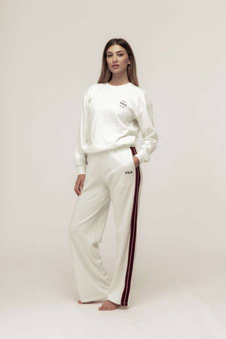 TUTA DONNA IN COTONE FELPATO CON PANTALONE A GAMBA AMPIA E BANDE LATERALI FILA